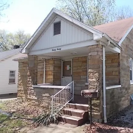 Buy this 3 bed house on 2020 Harding Avenue in Evansville, IN 47711