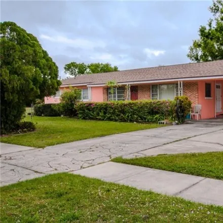 Buy this 3 bed house on La Solona Avenue in Arcadia, FL 34265