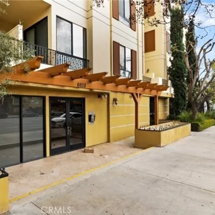 Image 2 - 12076 Hart Street, Los Angeles, CA 91605, USA - Condo for sale