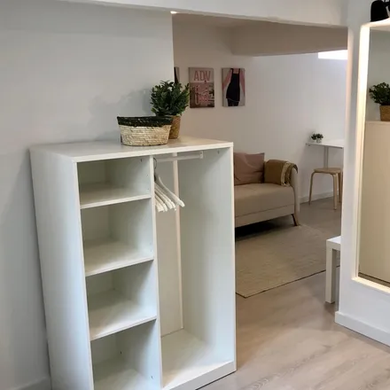 Rent this studio apartment on Rua do Pôr do Sol in 2775-566 Cascais, Portugal