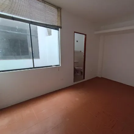 Rent this studio apartment on Instituto Peruano De Administracion De Empresas - Ipae in Calle 7, Pueblo Libre