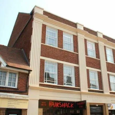 Rent this 2 bed apartment on Oulsnam in Church Street, Bromsgrove