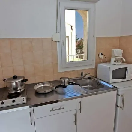 Image 4 - L'Île-Rousse, Haute-Corse, France - Apartment for rent