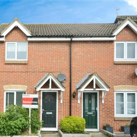 Buy this 2 bed house on unnamed road in Wickford, SS12 9NF