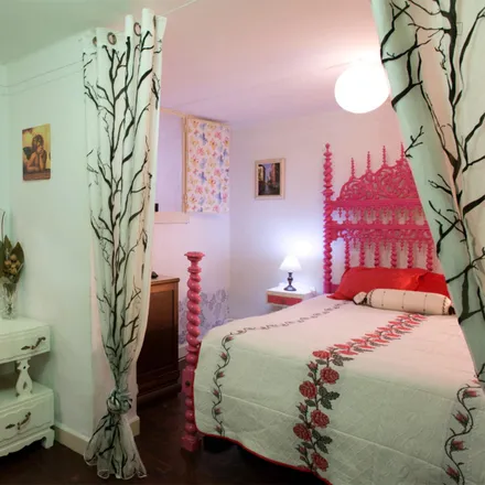 Rent this 2 bed room on Rua da Escola do Exército 26 in 1169-091 Lisbon, Portugal