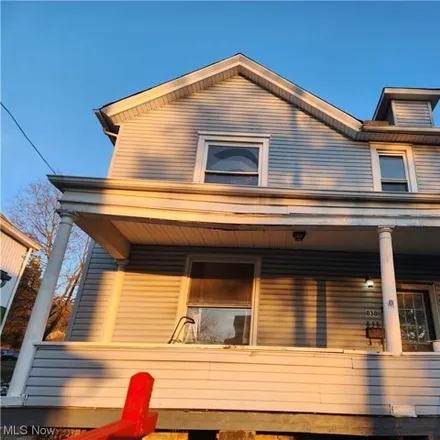 Buy this 3 bed house on 880 Oak Street in East Liverpool, OH 43920