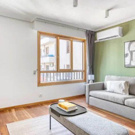 Rent this 3 bed apartment on Madrid in Calle de Jorge Juan, 43