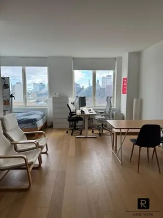Rent this studio house on Gotham West in 11th Avenue, New York