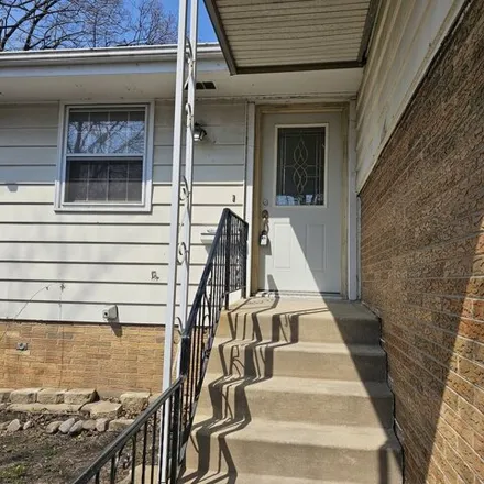 Rent this 4 bed house on 1321 Ingalls Avenue in Joliet, IL 60435
