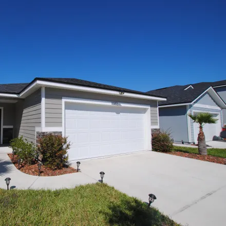 Rent this 3 bed house on Nathaniel Gorham Way in Jacksonville, FL 32221