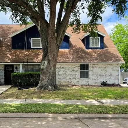 Rent this 4 bed house on 650 Meadowgreen Drive in Port Neches, TX 77651