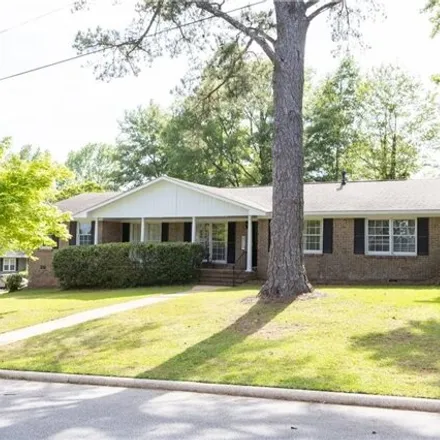 Buy this 4 bed house on 812 Middlecrest Avenue in North Hills, Opelika