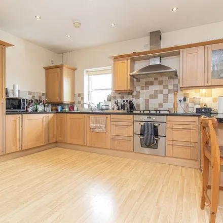 Rent this 2 bed apartment on 179 King's Road in Cardiff, CF11 9DF