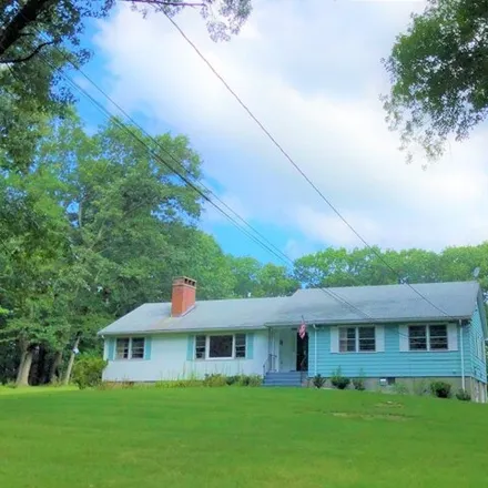 Rent this 4 bed house on 47 Deerhaven Road in Lincoln, MA 01773