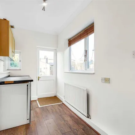 Rent this 3 bed apartment on 105 in 107 Avondale Road, London