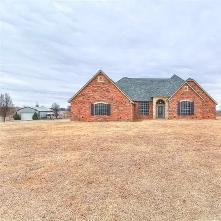 Buy this 5 bed house on 1128 Rocky Top Circle in Piedmont, OK 73078