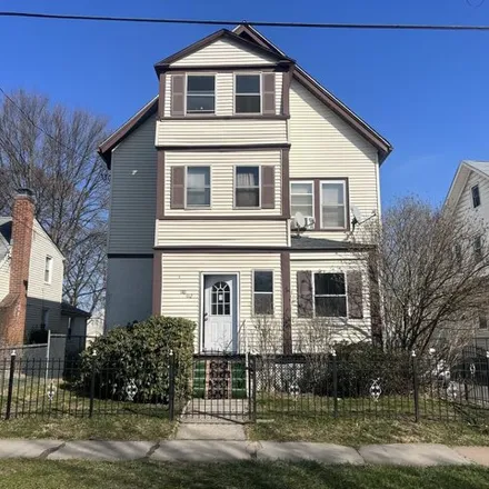 Buy this 9 bed house on 112 Henry Street in Hartford, CT 06114
