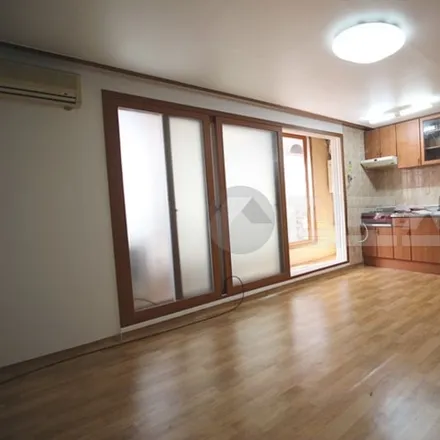 Rent this studio apartment on 서울특별시 강남구 삼성동 125-33