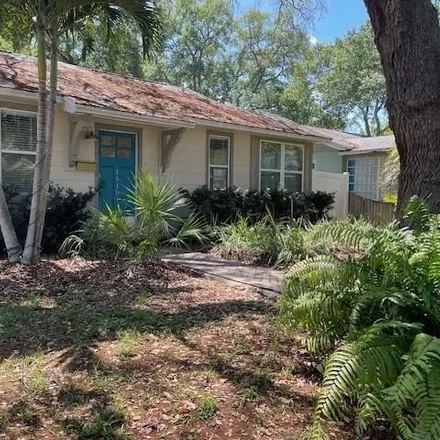 Rent this 2 bed house on 1520 20th Avenue North in Saint Petersburg, FL 33704