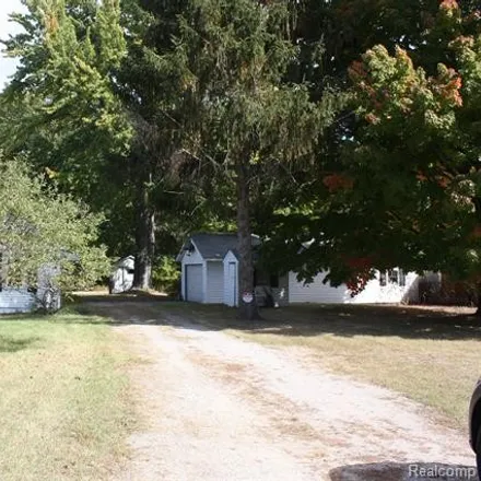 Image 3 - 4242 Pine Grove Avenue, Gardendale, Fort Gratiot Township, MI 48059, USA - House for sale