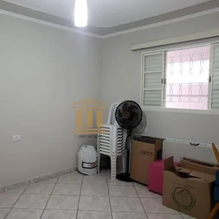 Buy this 2 bed house on Rua Benedito Cubas in Jardim Oriental, São José dos Campos - SP