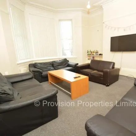 Rent this 9 bed townhouse on Spring Road in Leeds, LS6 3BF