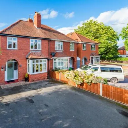 Buy this 3 bed duplex on Monkmoor Road in Shrewsbury, SY2 5BB