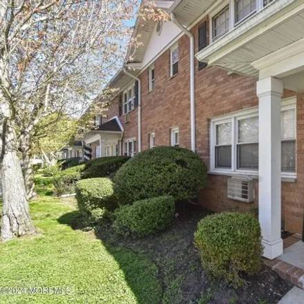 Buy this 1 bed condo on East Avenue in Atlantic Highlands, Monmouth County
