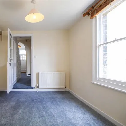 Image 4 - Emery Road, Cambridge, CB1 2AY, United Kingdom - Townhouse for rent