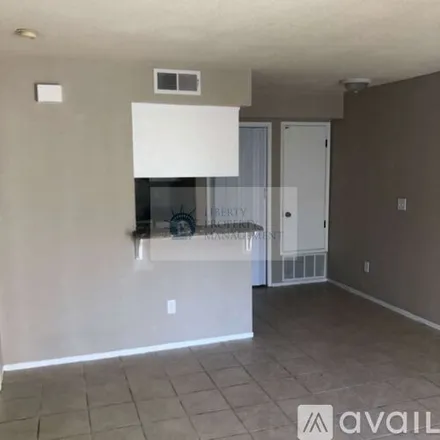 Image 5 - 1545 Pyrenees Ave, Unit 26 - Condo for rent