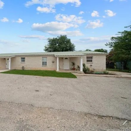 Rent this studio apartment on 138 Shawn Ln in Seguin, Texas