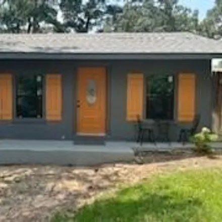 Rent this 2 bed house on 633 West Dallas Street in Conroe, TX 77301