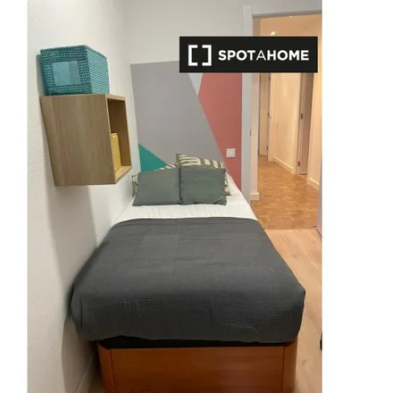 Rent this 7 bed room on Passeig de Manuel Girona in 11, 08034 Barcelona