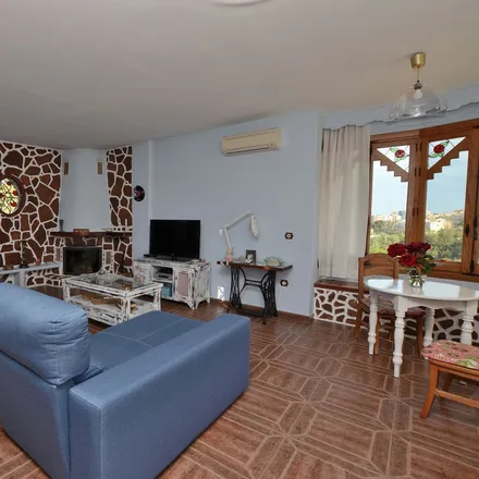 Image 5 - Torremolinos, Andalusia, Spain - House for sale