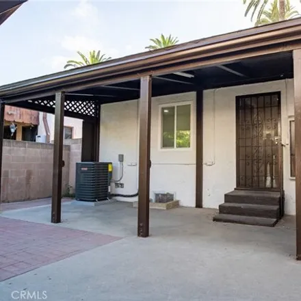 Image 3 - 5827 Gaviota Ave, Long Beach, California, 90805 - House for sale