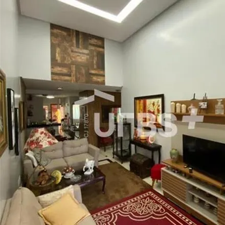 Buy this 3 bed house on Rua F 40 in Faiçalville, Goiânia - GO