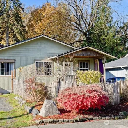 Buy this 2 bed house on 1038 Avenue A in Northwest Snohomish, Snohomish