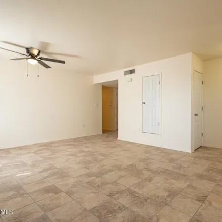 Image 4 - 441 Sunset Hills Dr, El Paso, Texas, 79928 - House for sale