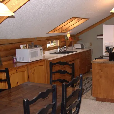 Rent this 2 bed house on Kernville in CA, 93238