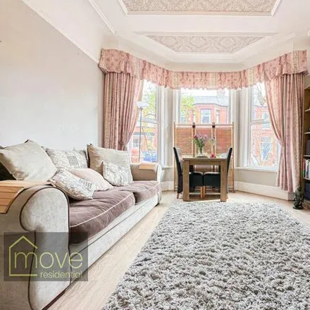 Image 5 - 20 Alresford Road, Liverpool, L19 3QD, United Kingdom - Townhouse for sale