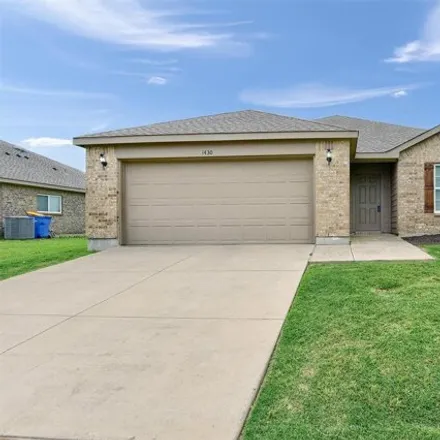 Buy this 3 bed house on 1476 South Raven Drive in Sherman, TX 75092