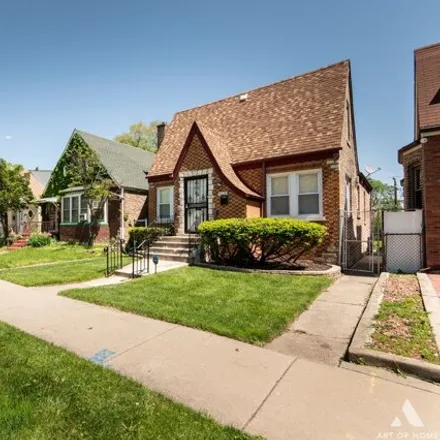 Buy this 4 bed house on 8523 South Doctor Martin Luther King Junior Drive in Chicago, IL 60619