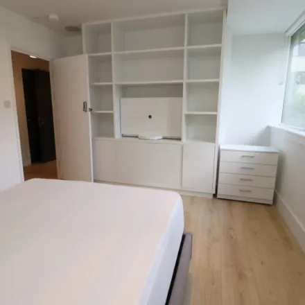 Image 5 - Olympic Way, London, HA9 0PP, United Kingdom - Apartment for rent