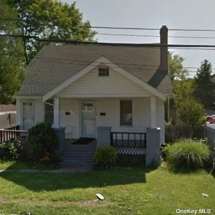 Buy this 4 bed house on 6 6th Ave in Huntington Station, New York