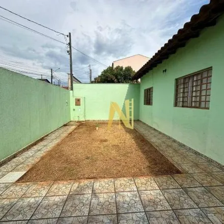 Buy this 2 bed house on Rua Terezinha Região in Cinco Conjuntos, Londrina - PR