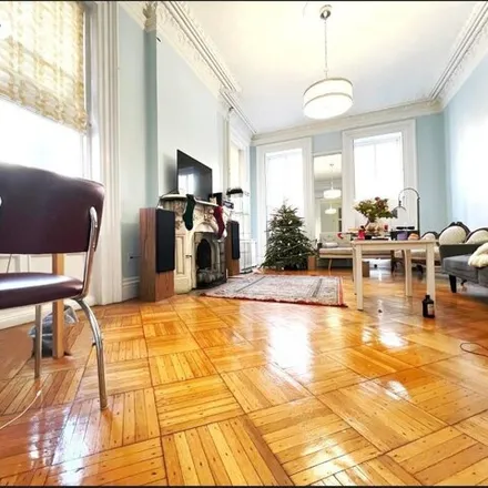 Image 5 - 128 Henry Street, New York, NY 11201, USA - Townhouse for rent