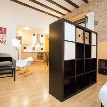 Rent this studio apartment on Carrer d'Amargós in 16I, 08002 Barcelona