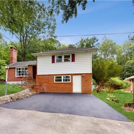 Buy this 4 bed house on 23 Gillis Avenue in Central Nyack, Clarkstown