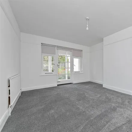 Image 2 - Firwood Avenue, St Albans, AL4 0TE, United Kingdom - Duplex for rent
