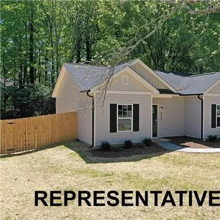 Buy this 3 bed house on 1010 North Oakwood Street in Jenkins Heights, Gastonia